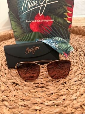 Maui Jim Gold Frame Sunglasses with Brown Lenses